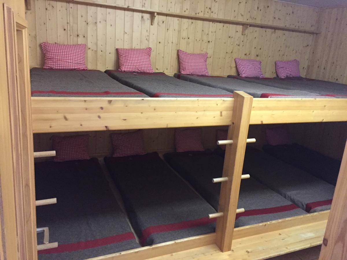 بيت شباب Restaurant Fleschboden Rosswald المظهر الخارجي الصورة